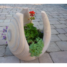 Lilly Planter